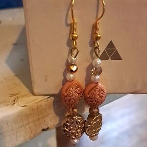 Elegant Gold and Pink Dangle Earrings